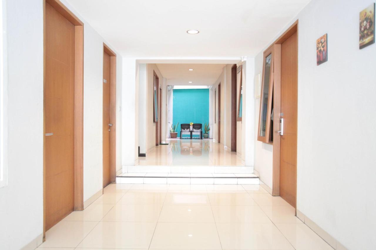 Legreen Suite Tebet Jakarta Exterior photo